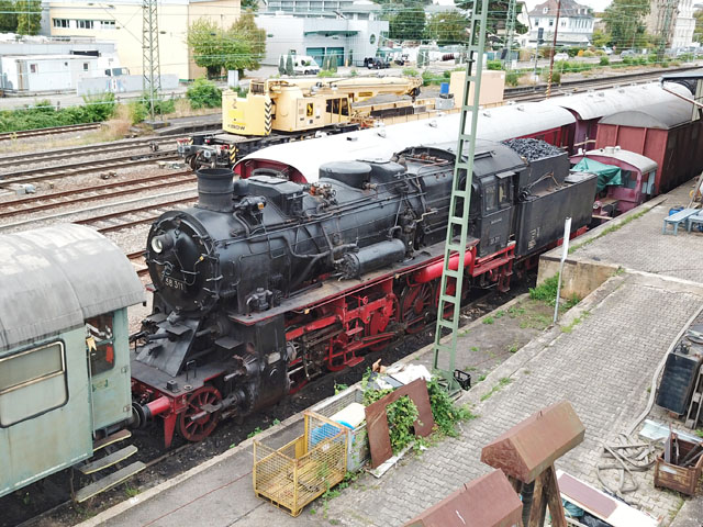 58 �im Bhf Ettlingen West