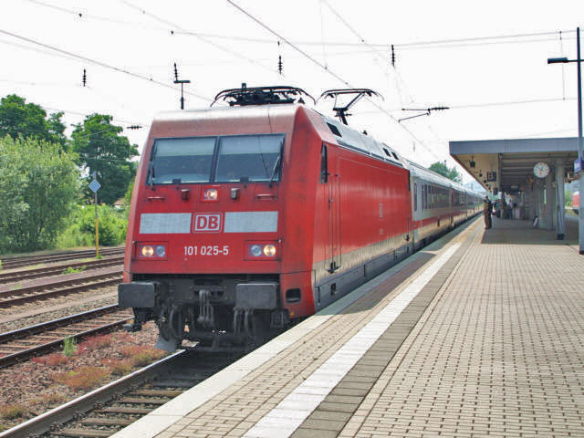 101 �im Bhf Minden