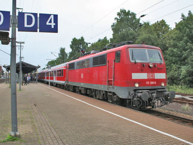 111  im Bhf Leer