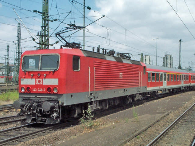 143 im Hbf Stuttgart