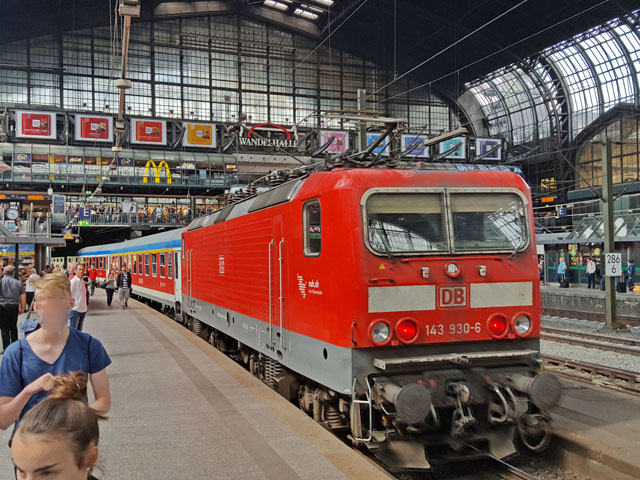 143 im Hbf Hamburg
