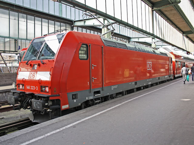 146  im Hbf Stuttgart 