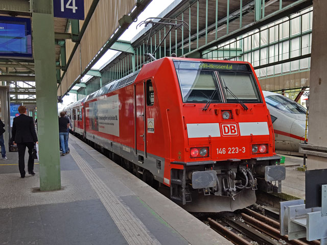 146  im Hbf Stuttgart 