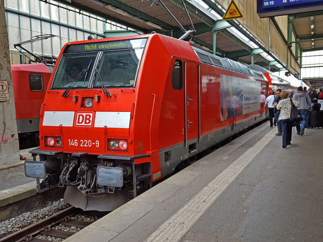 146  im Hbf Stuttgart 