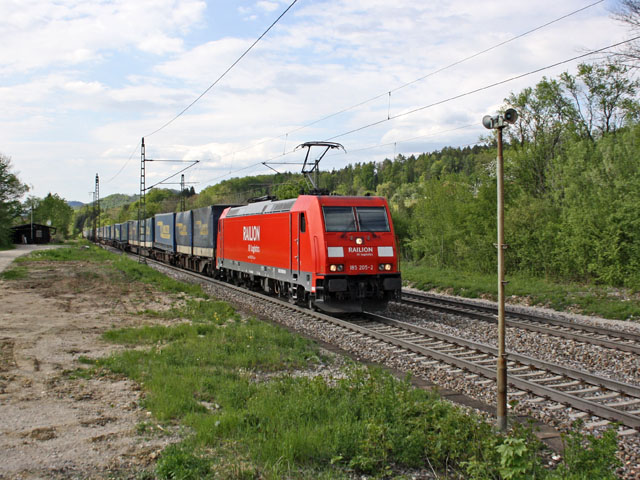 185 im Bhf Gingen (Fils)
