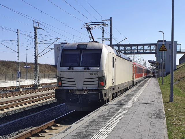 193 im Bhf Merklingen