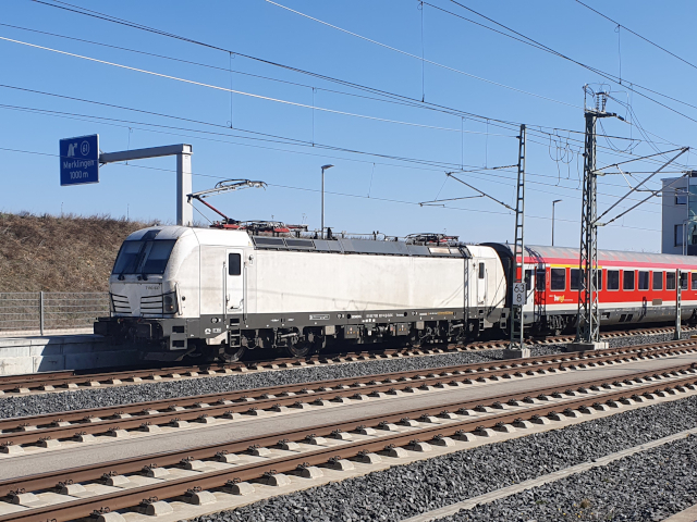 193 im Bhf Merklingen