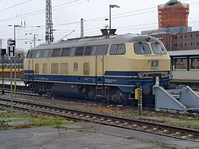 225 im Hbf Karlsruhe