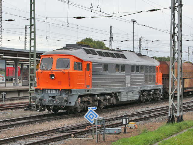 232 im Bhf Stralsund