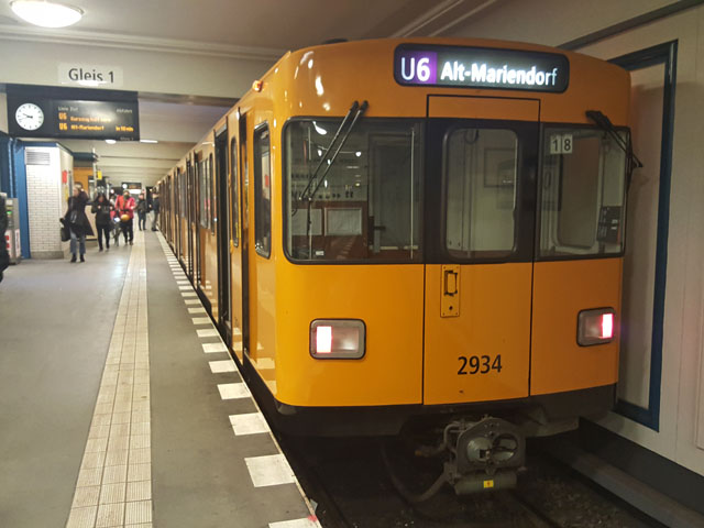 2934 �Berlin, U-Bhf Oranienburger Tor