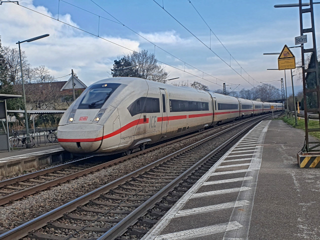 412 Haltepunkt Emmendingen-Kollmarsreute