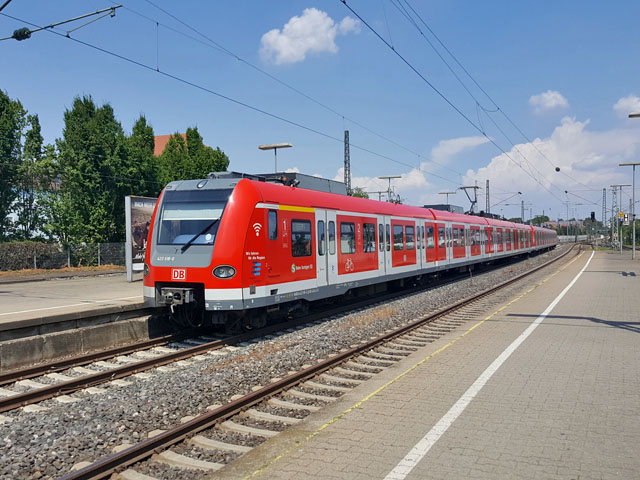 423  im Bhf Kornwestheim Pbf