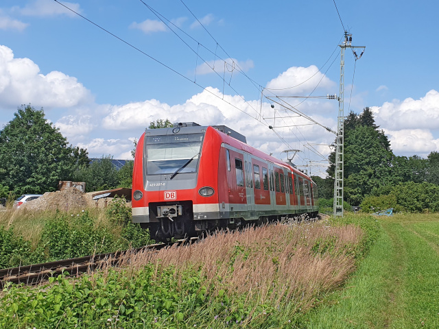 423 s�dlich vom Bhf Baierbrunn