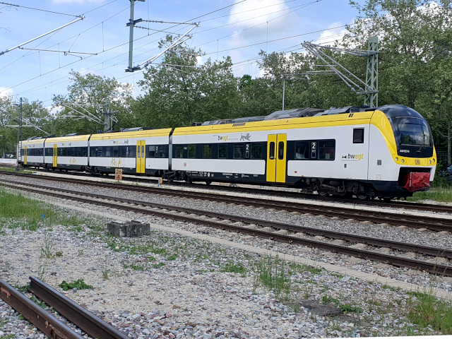 440 im Bhf Metzingen