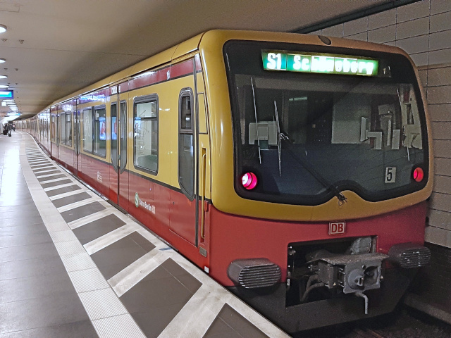 481 Berlin, S-Bhf Friedrichstraße