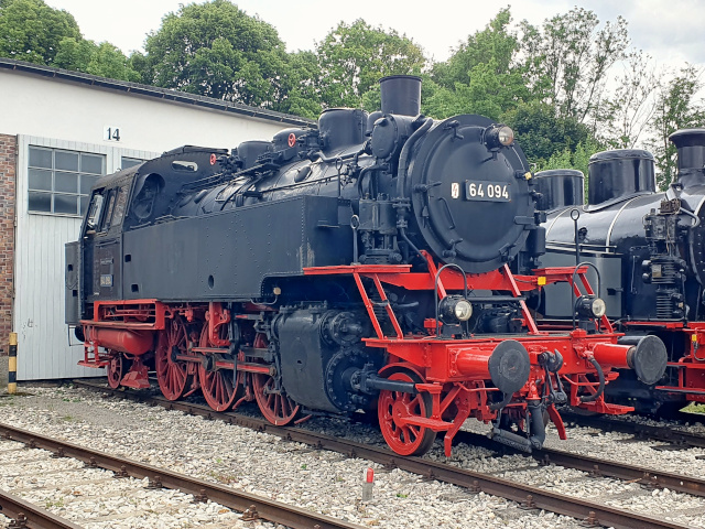 64 im Bayerischen Eisenbahnmuseum Nördlingen