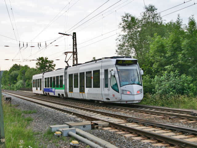 702  im Bhf Baunatal-Guntershausen