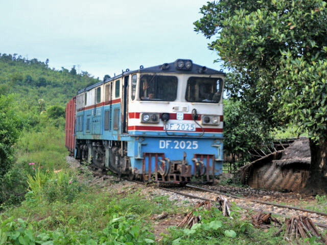 DF.2025 �zwischen Kyankme und Pyin Oo Lwin