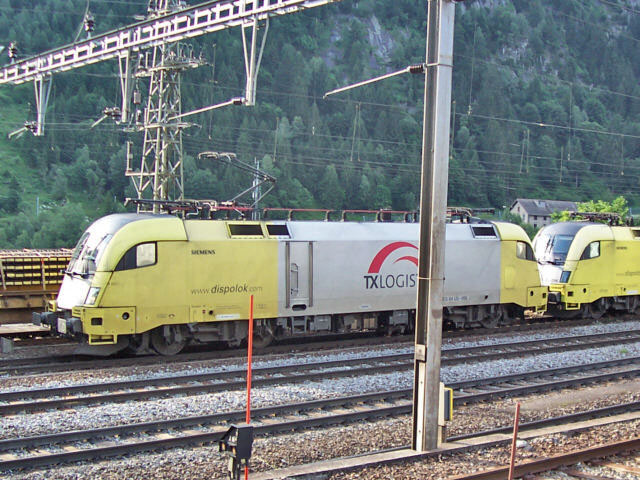 ES64 im Bf G&ouml;schenen