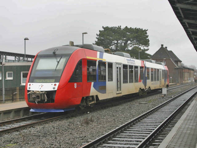 VT274 im Bhf Bad Oldeslohe