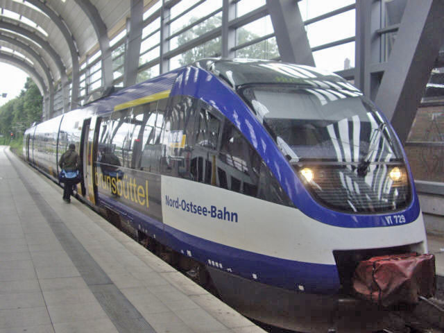 VT 729 �im Hbf Kiel
